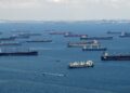 印尼与新加坡联合声明保障马六甲海峡自由通行，全球30%海运依赖该通道