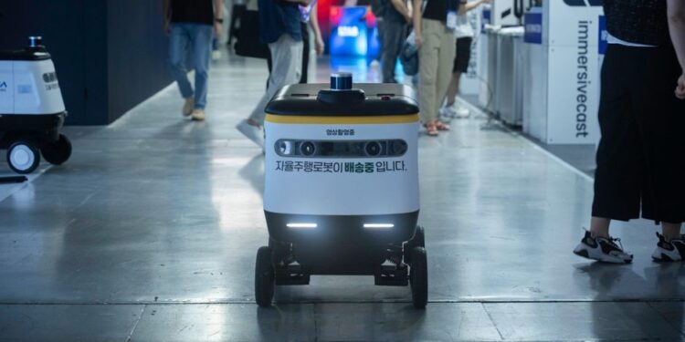 Auto Industry Shifts to Humanoid Robots, $111B Market by 2030
