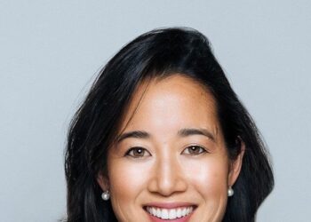 微软将绿色采购嵌入AI基建，FY25实现90.5%建筑废料 diversion、92%服务器循环率
