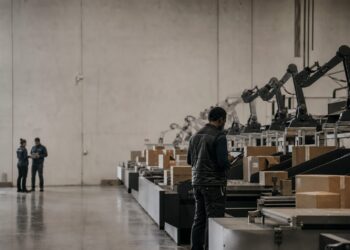 IBM、Baringa与MegaCorp物流推动供应链AI转向预测模式,12至18个月落地关键瓶颈