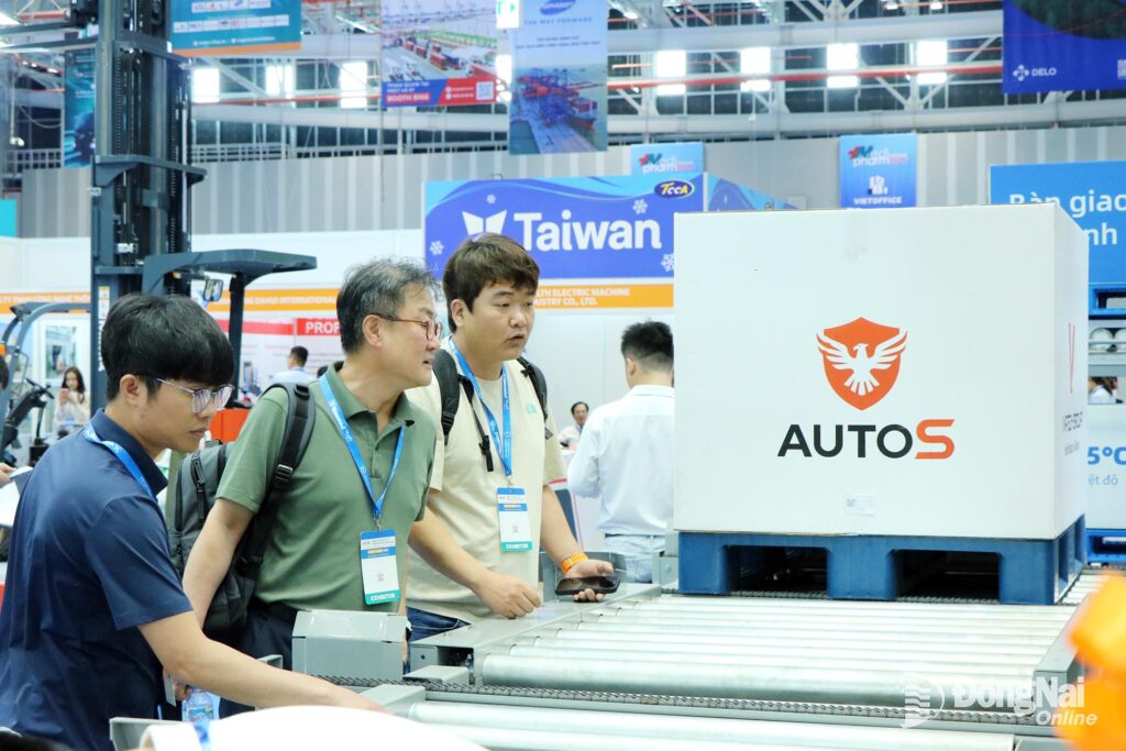 Vietnam Logistics Expo Draws 450 Firms Amid Đồng Nai Multimodal Push