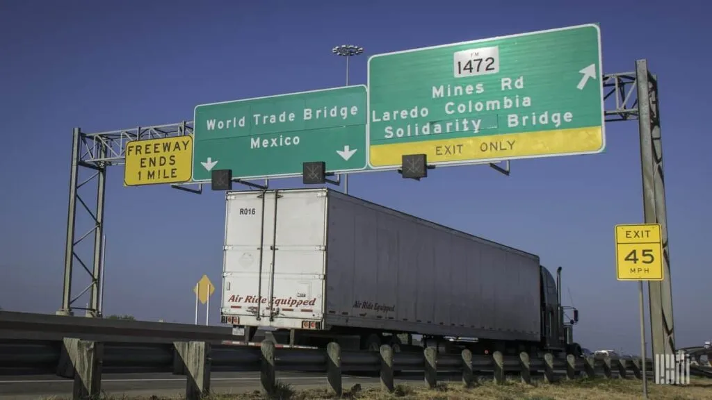 墨西哥蝉联美国最大贸易伙伴，拉雷多港6月货运量达365亿美元