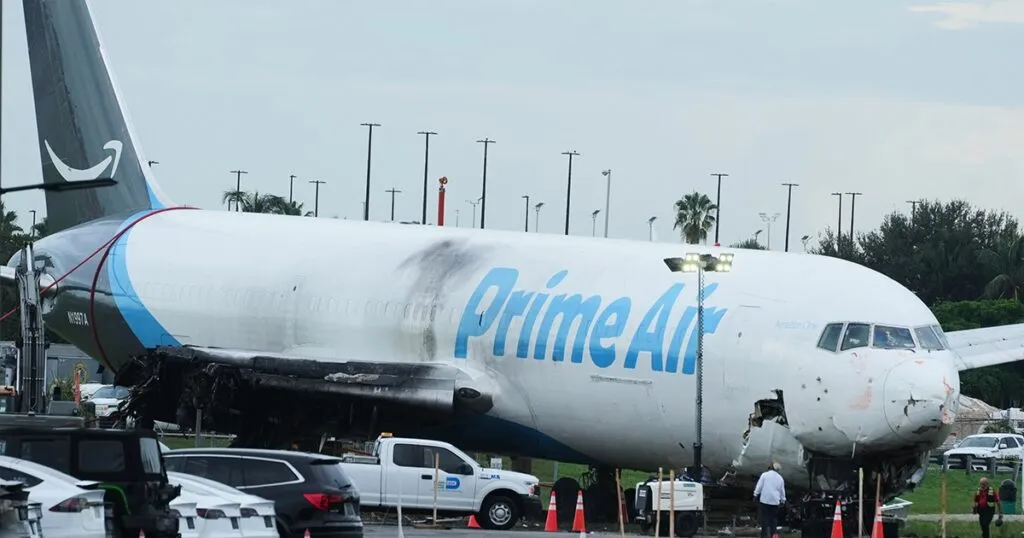 亚马逊暂停与21 Air合作，货机冲出跑道致5死