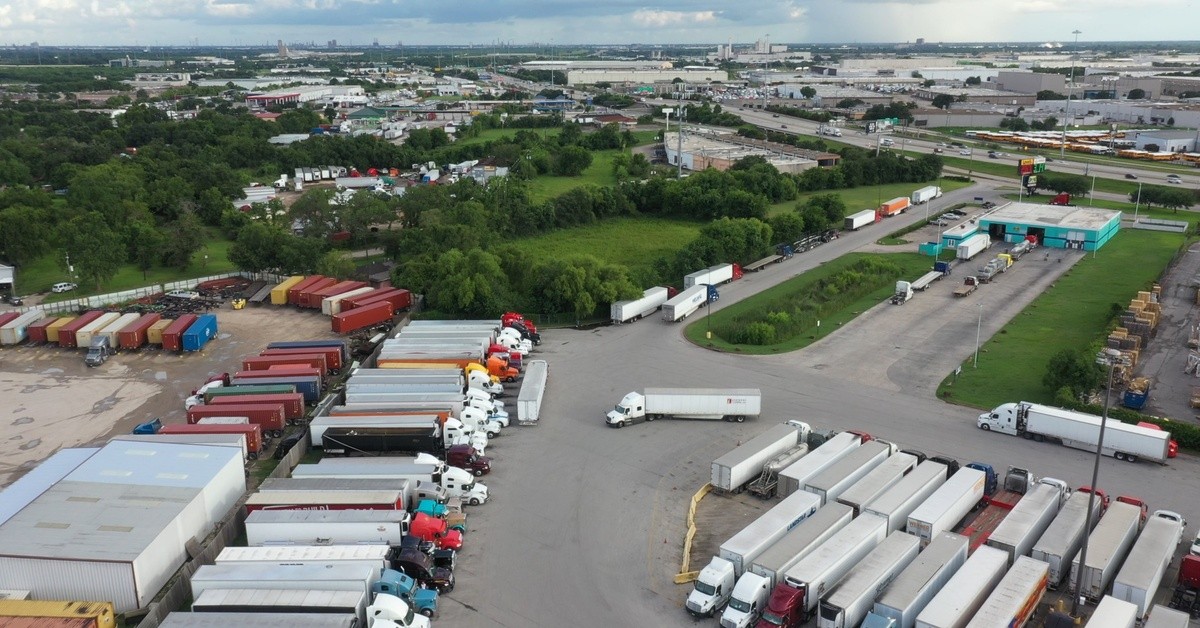 Semi-truck owner charged in $105M investment fraud