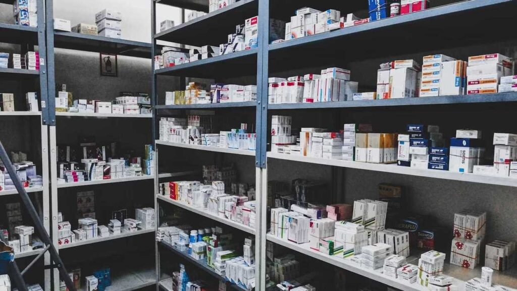 Pharma Supply Chain Leaders Prioritize AI at 96% Rate