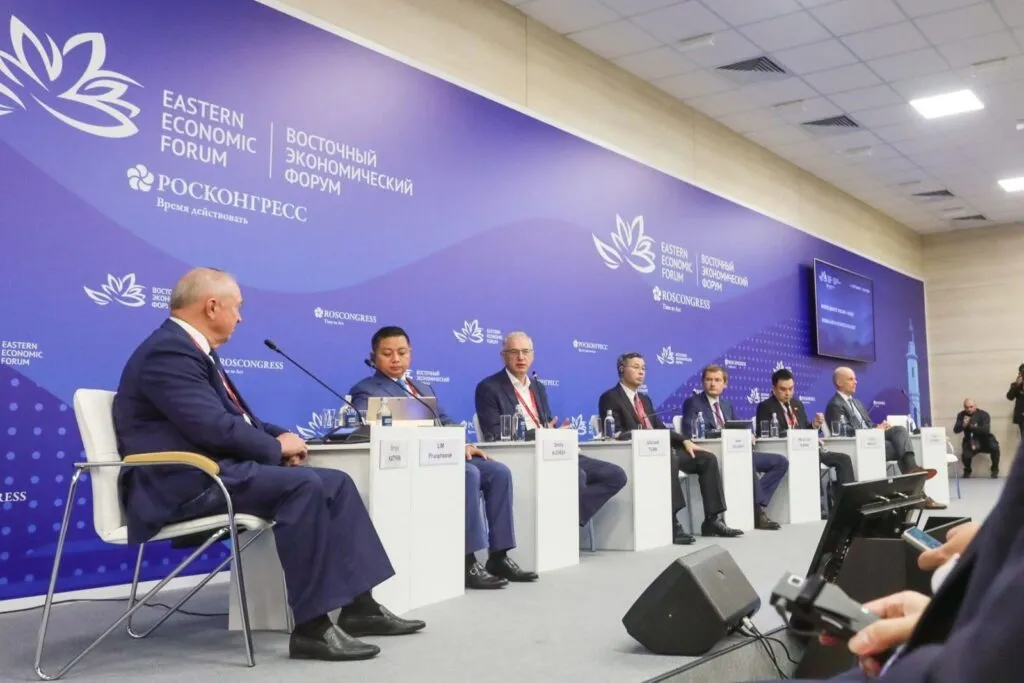 越南财长提议共建远东—越南—东盟物流走廊，2025年越俄贸易额达47.7亿美元
