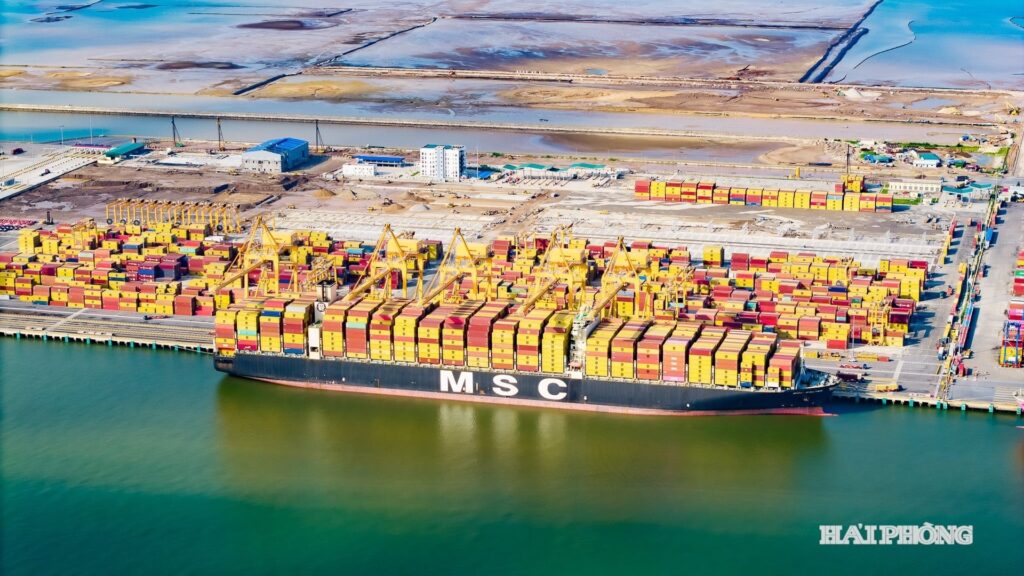 Hai Phong Port Expands to 4.7M TEU, But Logistics Gaps Persist