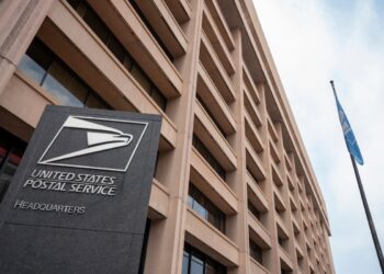 佛罗里达货运公司老板认罪，骗领美国邮政100万美元运费